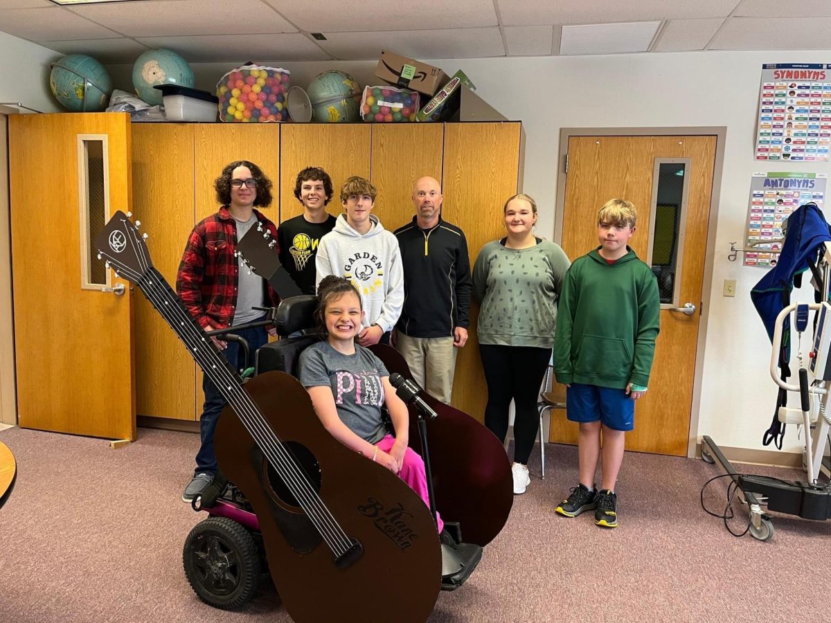 GPHS robotics students gifted a Kane Brown themed Halloween costume to a student through the Walkin & Rollin Costumes organization.