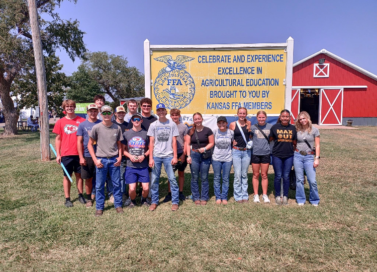 FFA Students Display Livestock Facility Models at State Fair